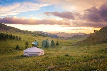 Dream Adventure Mongolia,,2 star