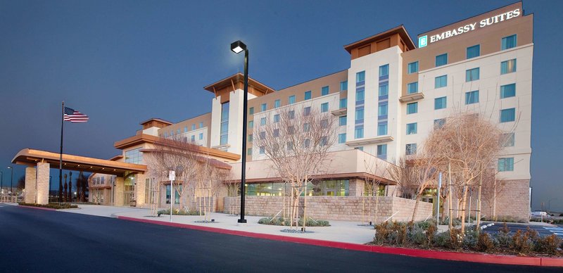 Embassy Suites Palmdale,Los Angeles>>Lancaster,3.5 star