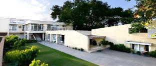 Bulbul Tourist Complex Jind,,2 star