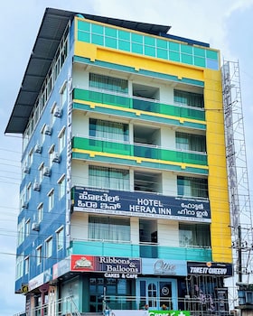 hotel heraa inn