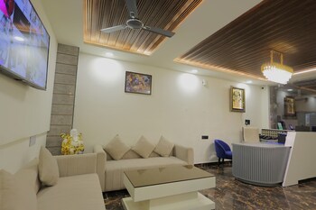 Shree Radha Heritage,,2 star