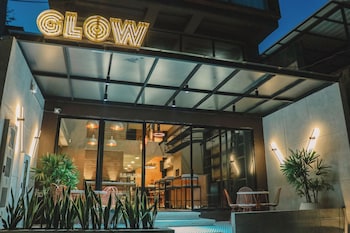 glow medellin