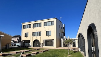 Luana Hasunuma Hotel&Cafe,,3 star