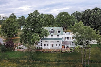 Kenoza Hall,5762 New York 52,3 star