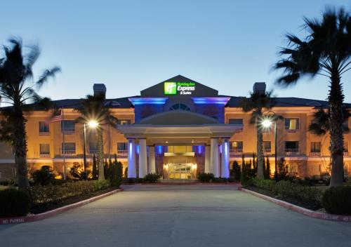 holiday inn express hotel and suites pearland by ihg