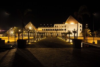Aarya Club And Resorts,,4 star