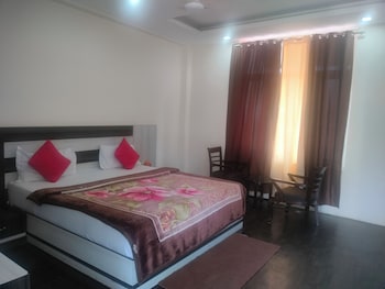 The Shagun Grand,,2 star