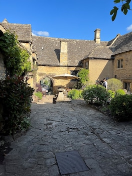 the crown at shipton