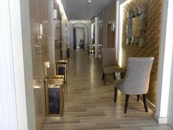 holiday plus al salamah