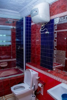 Flora Suites,,3 star