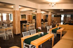 Complex Caprioara Toplita,,3 star