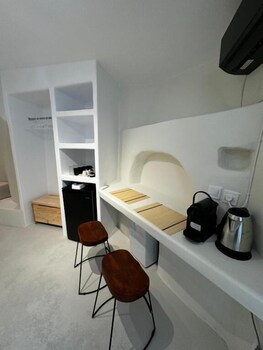 white sand cave suite