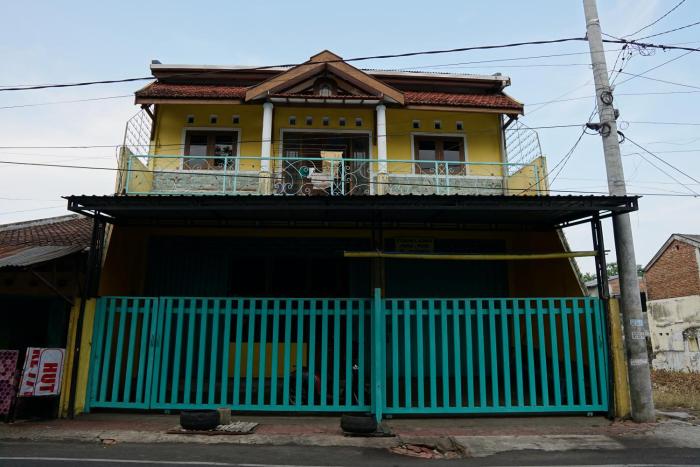 Spot On 92665 Yoko Kost Syariah,,2 star