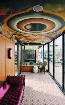 Hotel Herringbone,,4 star