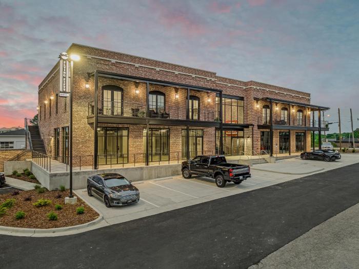 the flying fifty a luxury boutique hotel