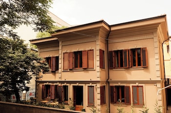 Faces & Places Boutique Hotel,,3 star
