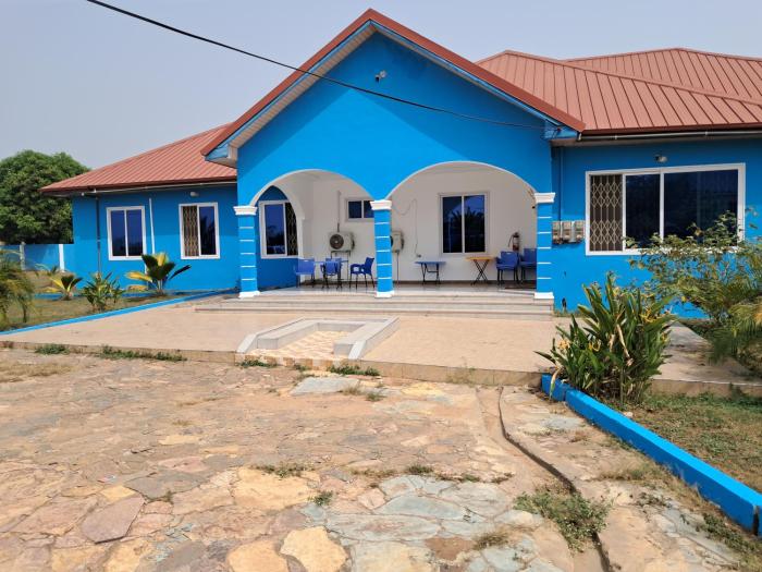 Dexxy's Palace Hotel,,2 star