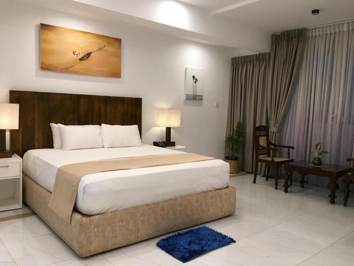 lavinia bay beach hotel