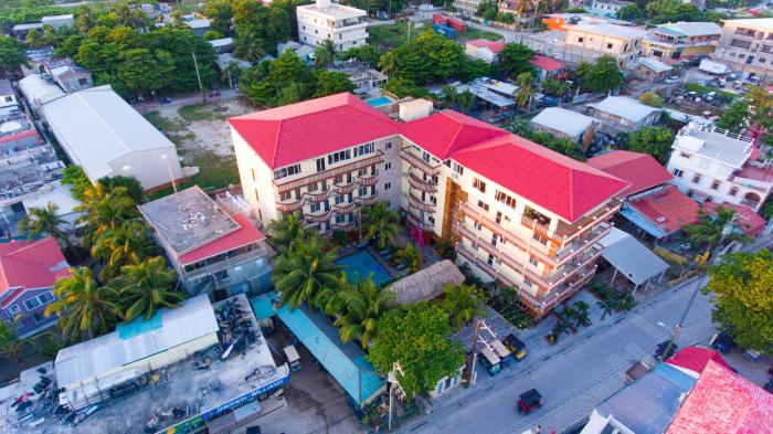 tropical palace hotel