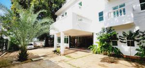 pulickal heights hotel