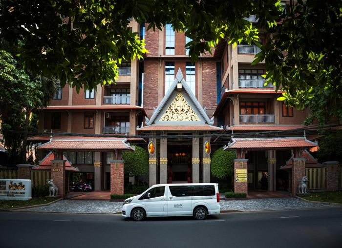 jaya suites hotel