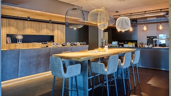 Hotel Der Einrichter,,3 star