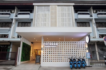 Zhennan Teabar Hotel,,3 star