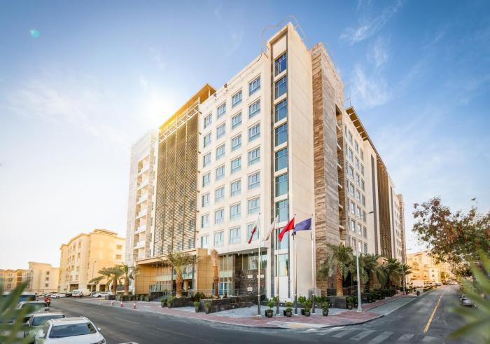 central inn hotel and suites al sadd doha qatar