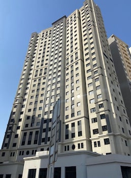 magic suite tower