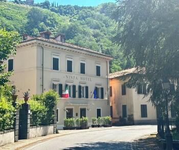 la ninfa hotel