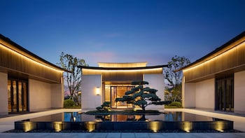 hilton suzhou new district