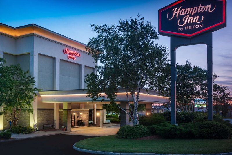 Hampton Inn Fall River/Westport,Bristol County>>Bristol,2.5 star