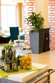 hilton garden inn clarksville