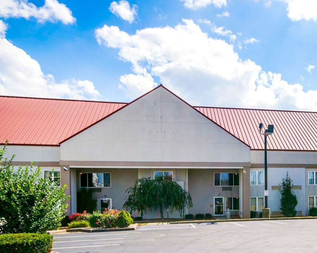 Quality Inn & Suites,Fort Knox>>Elizabethtown,2.5 star