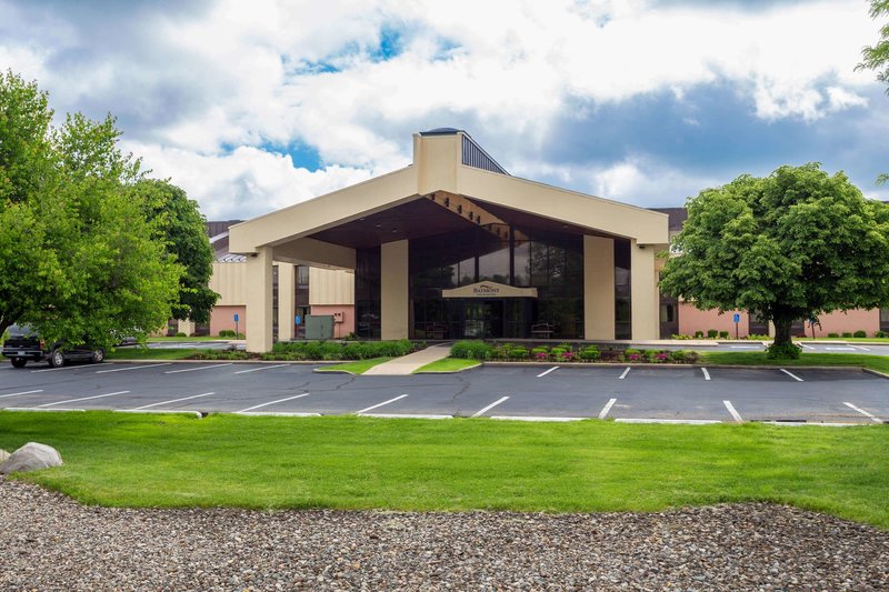 Baymont By Wyndham Elkhart,Elkhart County>>Elkhart,2.5 star