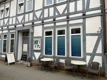 Passage 84 - Hotel & Café,,1 star