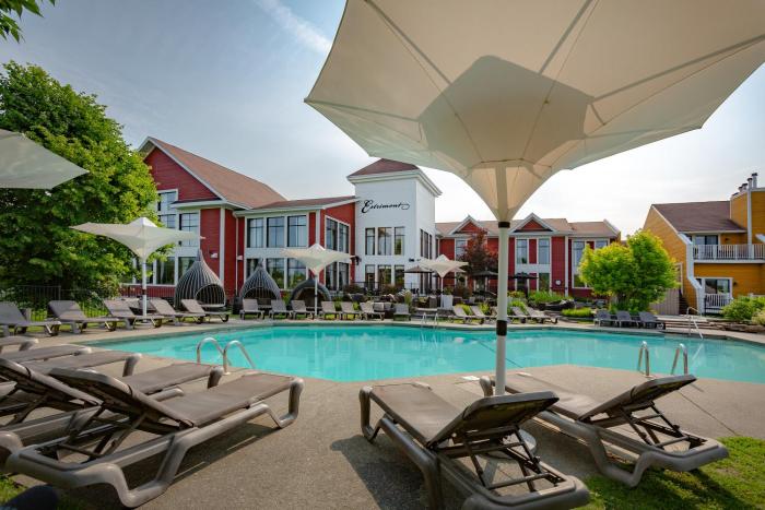 Estrimont,Montreal>>Magog,4 star