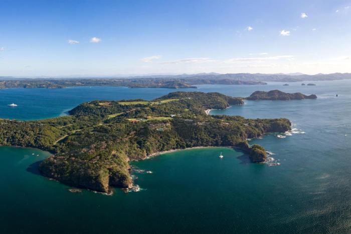 nekajui a ritz carlton reserve