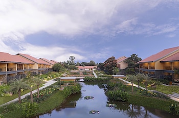 Hilton Hyderabad Genome Valley Resort & Spa,,4 star