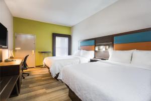 holiday inn express plymouth by ihg