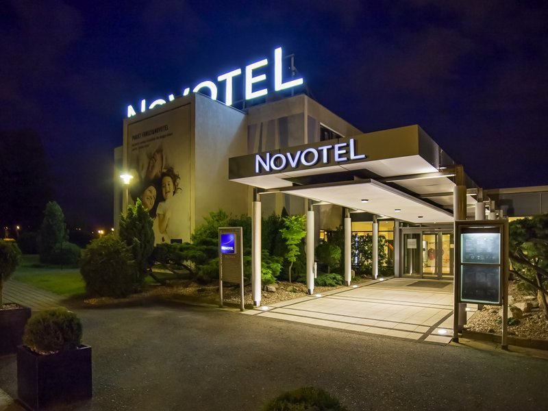 novotel poznan malta