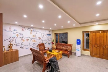 The Hosteller Leh - Hotel Bayshu,,3 star