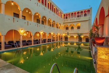 Hotel Shahi Palace,,3 star