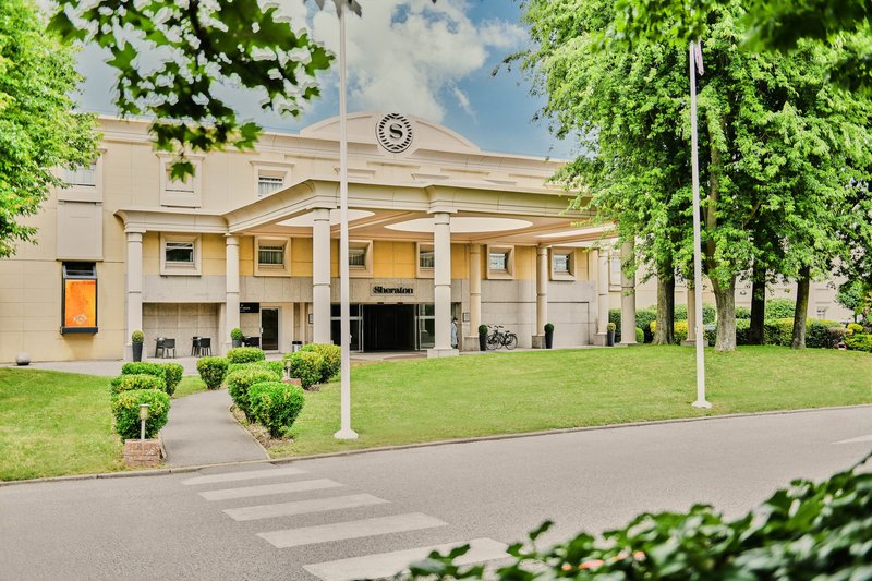 Sheraton Heathrow Hotel,Greater London>>Colnbrook,4 star