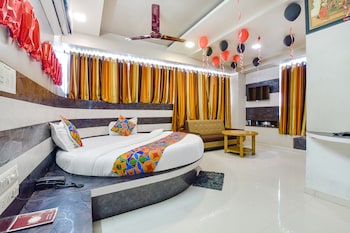 Apollo Hotel,,2 star