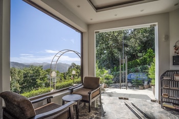 Golden Sunrise Hotel,,3 star