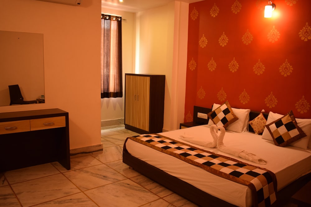 Hotel Shri Ram Residency,,3 star