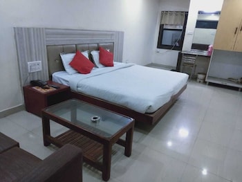 Hotel Lals Plaza,,0 star