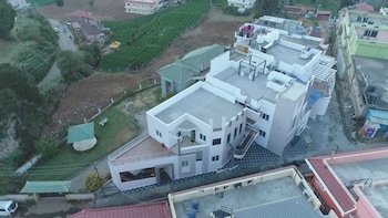 Oriental Grand,,3 star