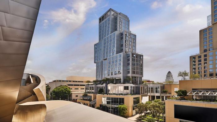 Conrad Los Angeles,,5 star
